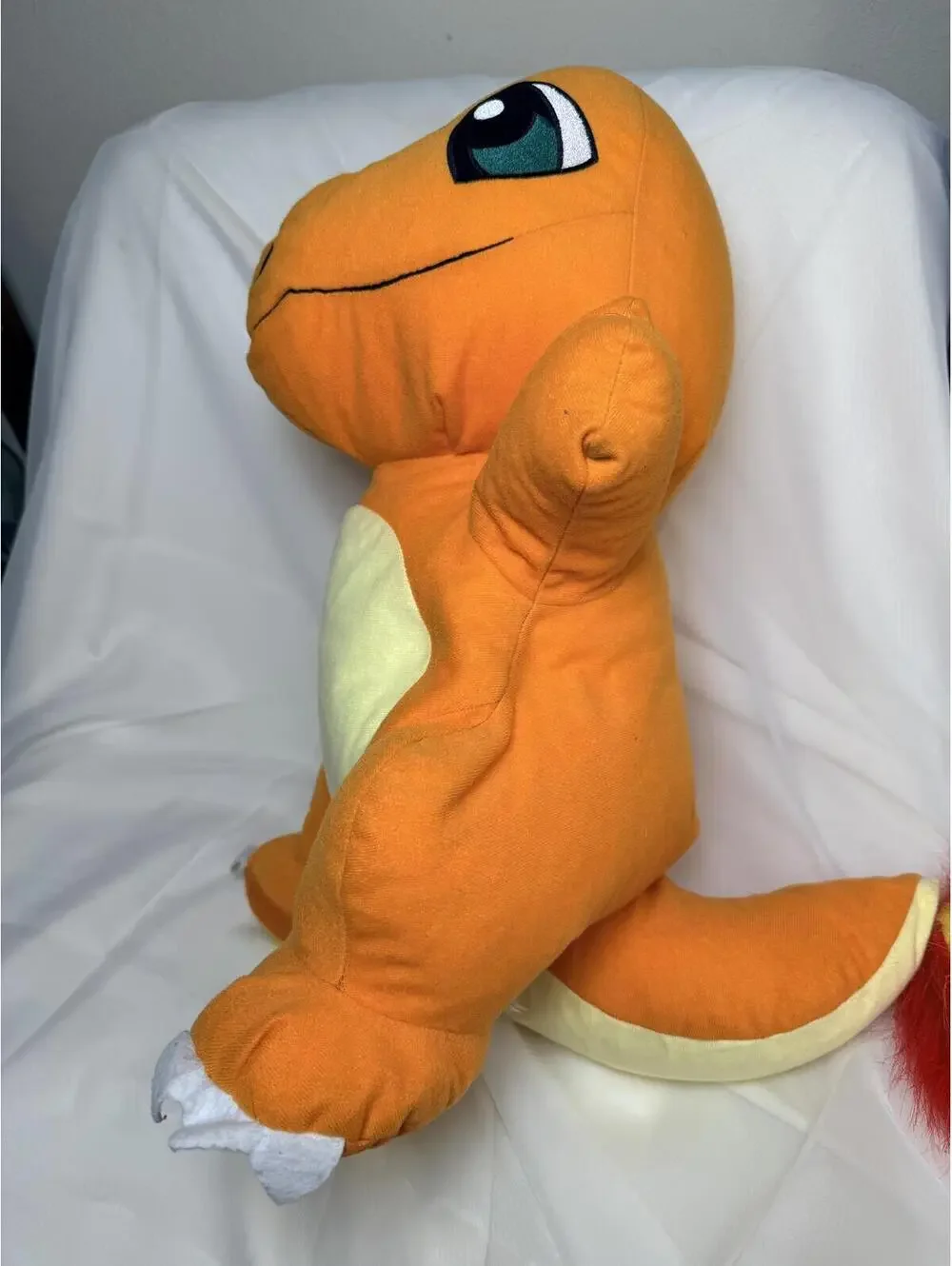 Pokémon Charmander Large Plush Toy 18.5” Tall 2018 Toy Factory